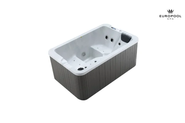 echo małe jacuzzi ogrodowe